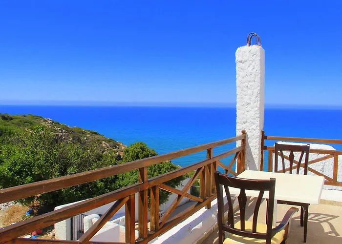 Jasmine Court Hotel Central Kyrenia Seafront Location ! Hotel 4*