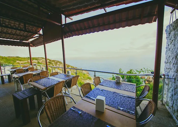 Jasmine Court Hotel Central Kyrenia Seafront Location ! 4*