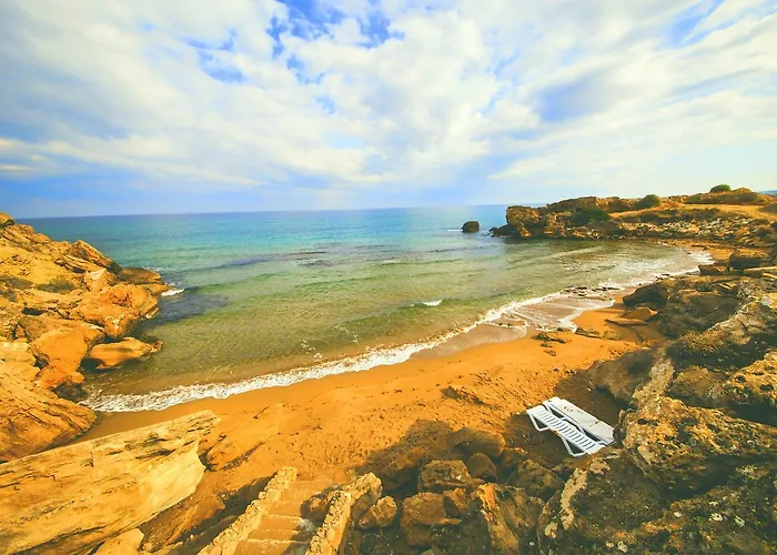 Hotel Jasmine Court Hotel Central Kyrenia Seafront Location ! 4*