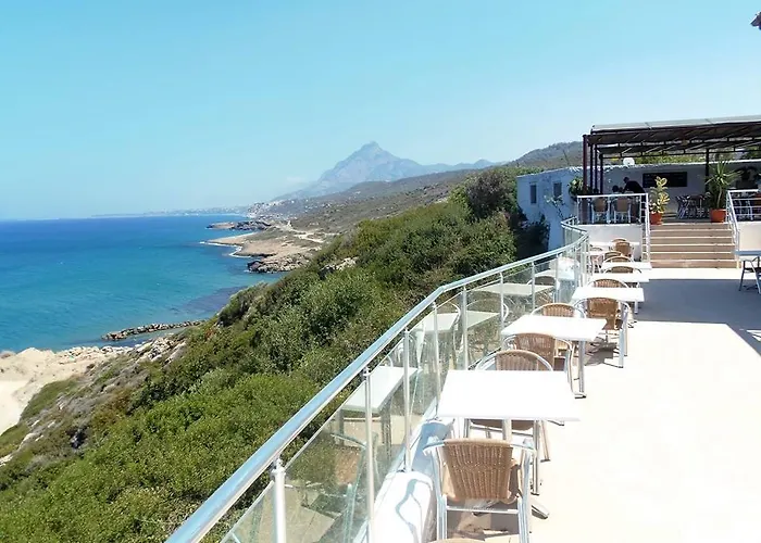 Jasmine Court Hotel Central Kyrenia Seafront Location ! 4* キレニア