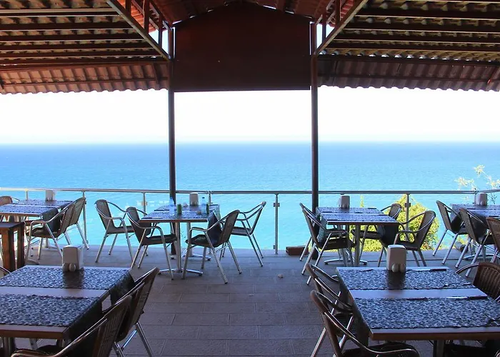 Jasmine Court Hotel Central Kyrenia Seafront Location ! 4*