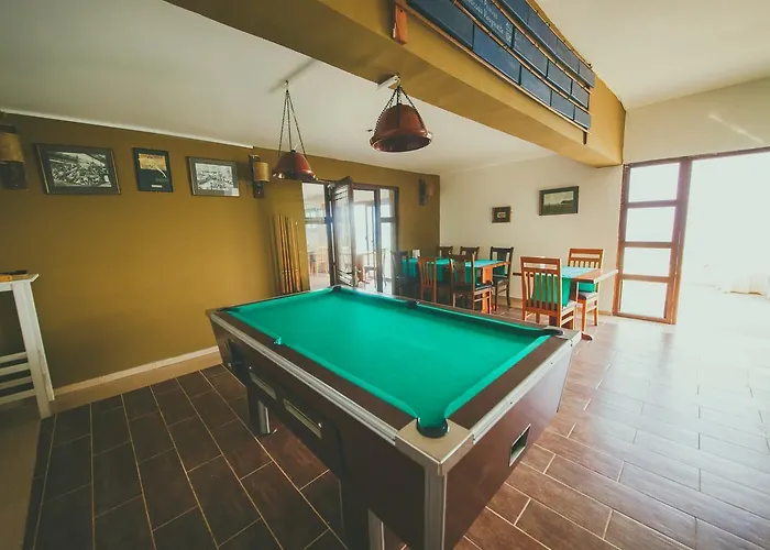 Jasmine Court Hotel Central Kyrenia Seafront Location ! ホテル キレニア