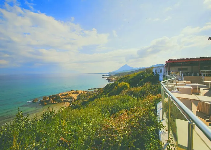 Jasmine Court Hotel Central Kyrenia Seafront Location ! 4* キレニア
