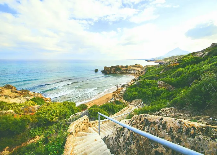 Jasmine Court Hotel Central Kyrenia Seafront Location ! ホテル