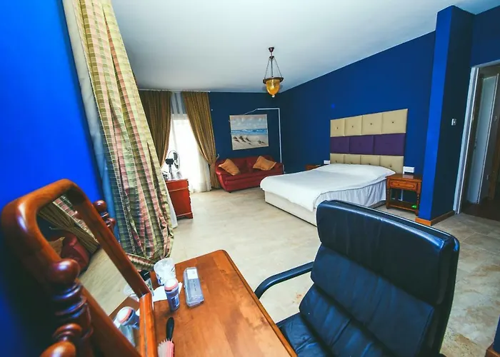 Jasmine Court Hotel Central Kyrenia Seafront Location ! キレニア